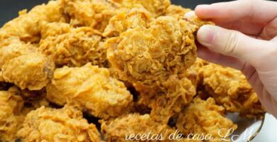 Prepara Un Delicioso Pollo Frito Estilo Kfc En Casa. Receta Fácil Con Adobo Sabroso Y Rebozado Crujiente. ¡Haz Clic Y Disfruta!