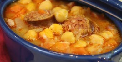 Guiso De Garbanzos: Delicioso Y Fácil De Hacer. Pruébalo Y Disfruta De Sabores Reconfortantes. ¡Haz Clic Para La Receta!