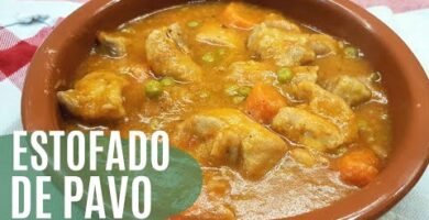 Estofado De Pavo: Delicioso Y Fácil De Hacer. Disfruta De Un Almuerzo O Cena Casera. Haz Clic Para La Receta.