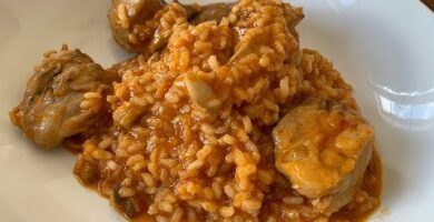 Arroz Meloso Con Conejo: Saborea Un Placer Tradicional De La Abuela