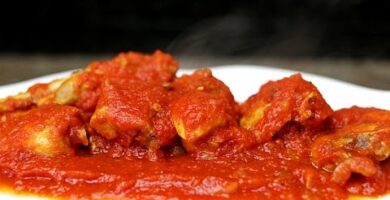 Delicioso Conejo Con Tomate: Receta Tradicional Para Chuparse Los Dedos