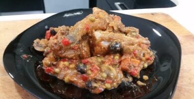 Receta De Conejo Con Verduras: Delicioso Plato Mediterráneo Para Compartir En Familia