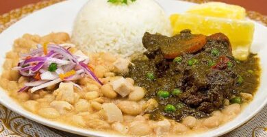 ¡Disfruta Del Seco De Carne Con Frijoles Peruano! Sabores Intensos Y Texturas Deliciosas En Este Plato Tradicional. ¡Prueba La Receta Ahora!