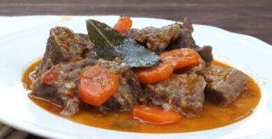 Deliciosa Receta De Carne De Ternera En Salsa Con Thermomix. Fácil De Hacer En Solo 52 Minutos. ¡Atrévete A Probarla!