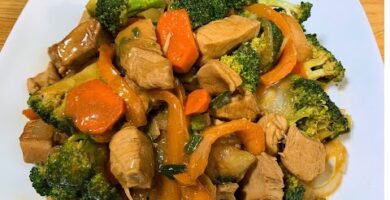 Deliciosa Receta De Pollo Con Brócoli: Marinado En Sabrosa Mezcla De Ajo