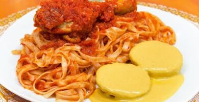 Deliciosos Tallarines Rojos Con Pollo: Pasta