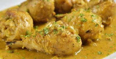 Pollo En Salsa De Almendras: Delicioso Y Fácil De Preparar. Haz Clic Para Descubrir La Receta Y Sorprende A Tu Paladar.